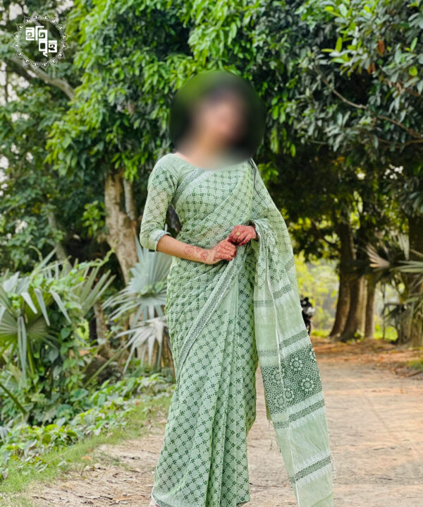 Snigdha - স্নিধা